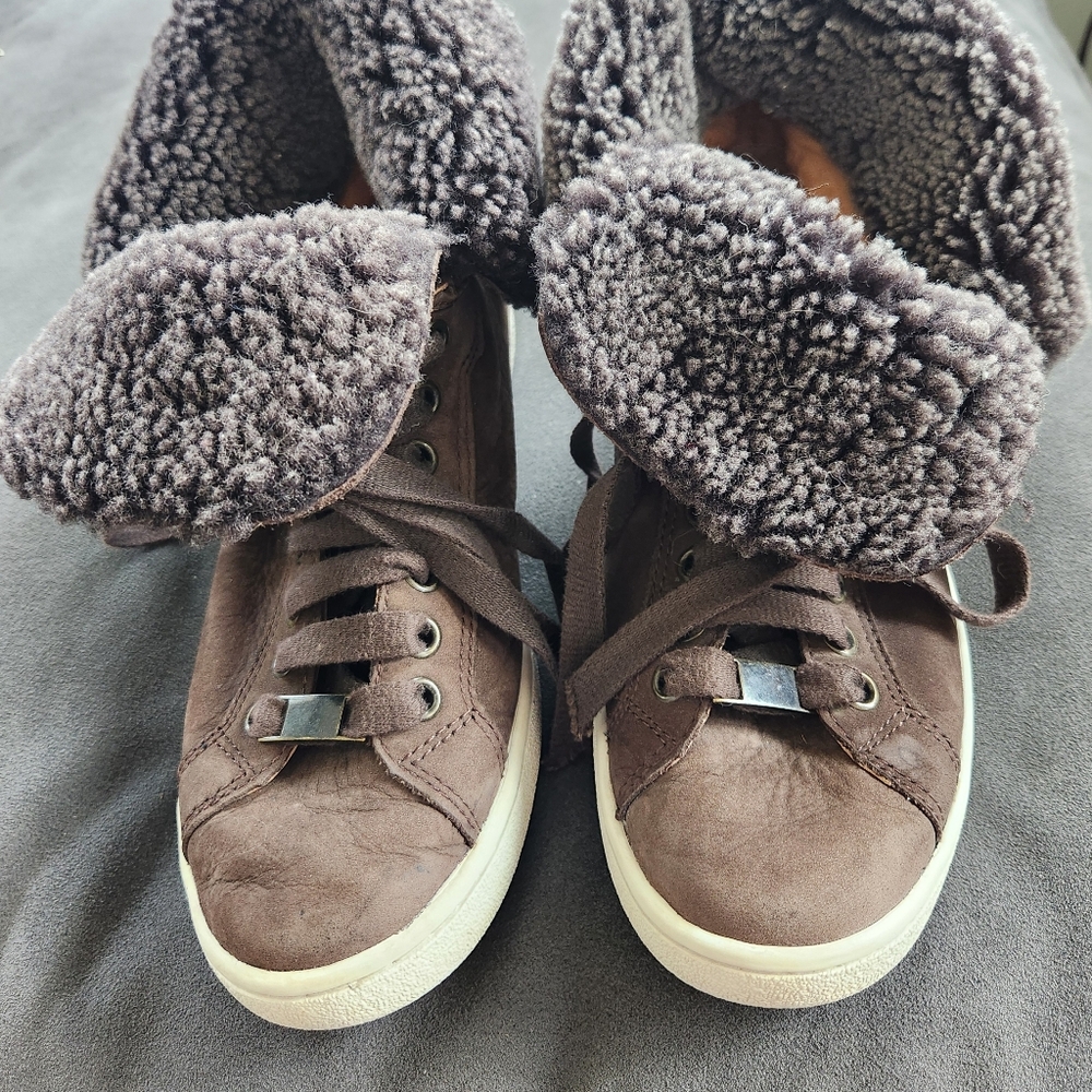 UGG Starlyn Brown Suede Casual High Top Sneaker with Cuffable Shearling Lining